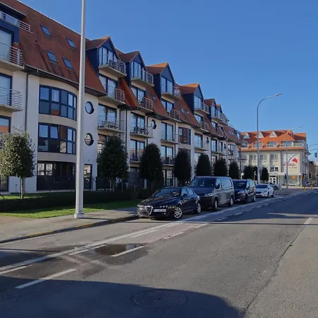 아파트 Apartment In Nieuwpoort With Terrace *
