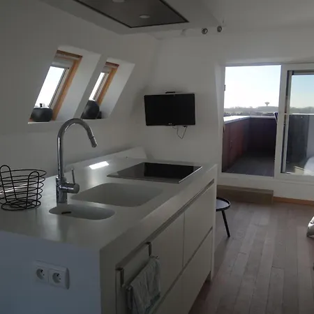 아파트 Apartment In Nieuwpoort With Terrace